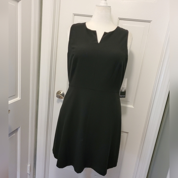 NWT Kensi Black Fit With A Slight Flare Missy Dress Size XL, Ret. $79.00 Classic - Picture 1 of 13